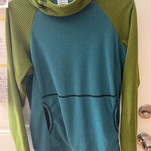 Melanzana Women’s Hoodie Green and Teal Medium